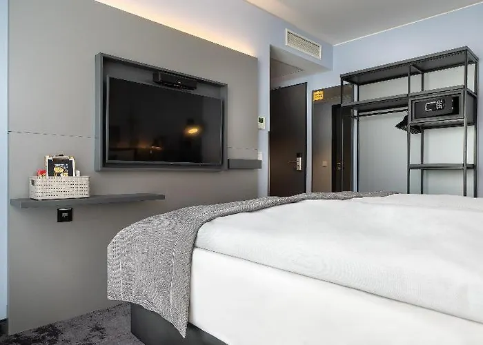 - The Niu, Charly Frankfurt By Ihg 3*