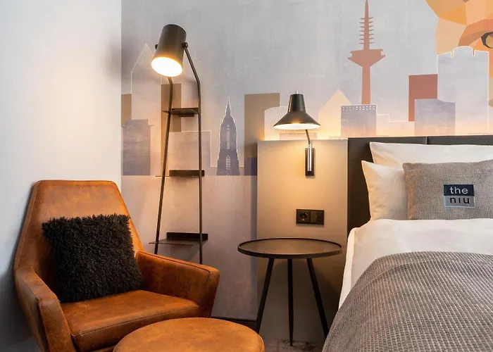 - The Niu, Charly Frankfurt By Ihg Отель