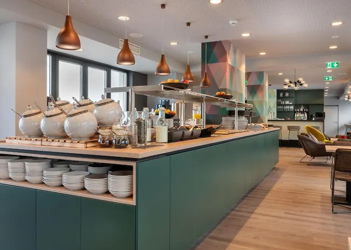 - The Niu, Charly Frankfurt By Ihg Отель