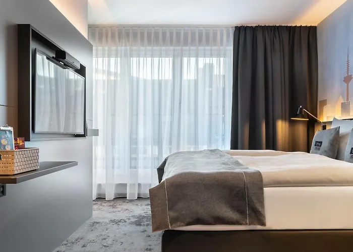 - The Niu, Charly Frankfurt By Ihg Отель