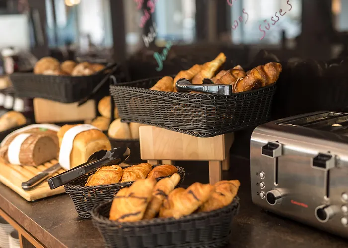 - The Niu, Charly Frankfurt By Ihg Отель 3*