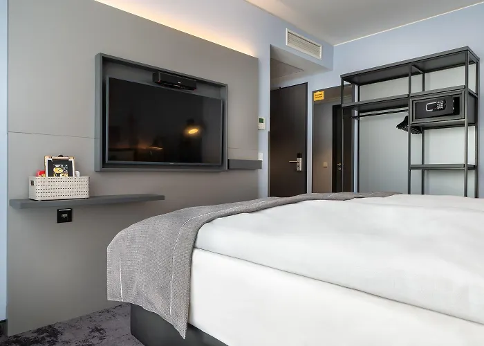 - The Niu, Charly Frankfurt By Ihg Hotel 3*