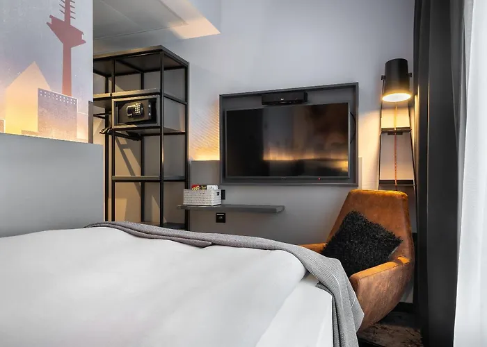 Отель - The Niu, Charly Frankfurt By Ihg 3*